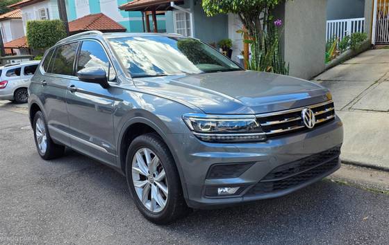 VOLKSWAGEN TIGUAN 1.4 250 TSI TOTAL FLEX ALLSPACE COMFORTLINE TIPTRONIC VOLKSWAGEN TIGUAN 1.4 250 TSI TOTAL FLEX ALLSPACE COMFORTLINE TIPTRONIC